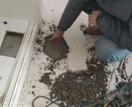 自贡市漏水检测公司为您专业分享下阳台漏水要尽快修，做到这几点，少麻烦又省钱！
